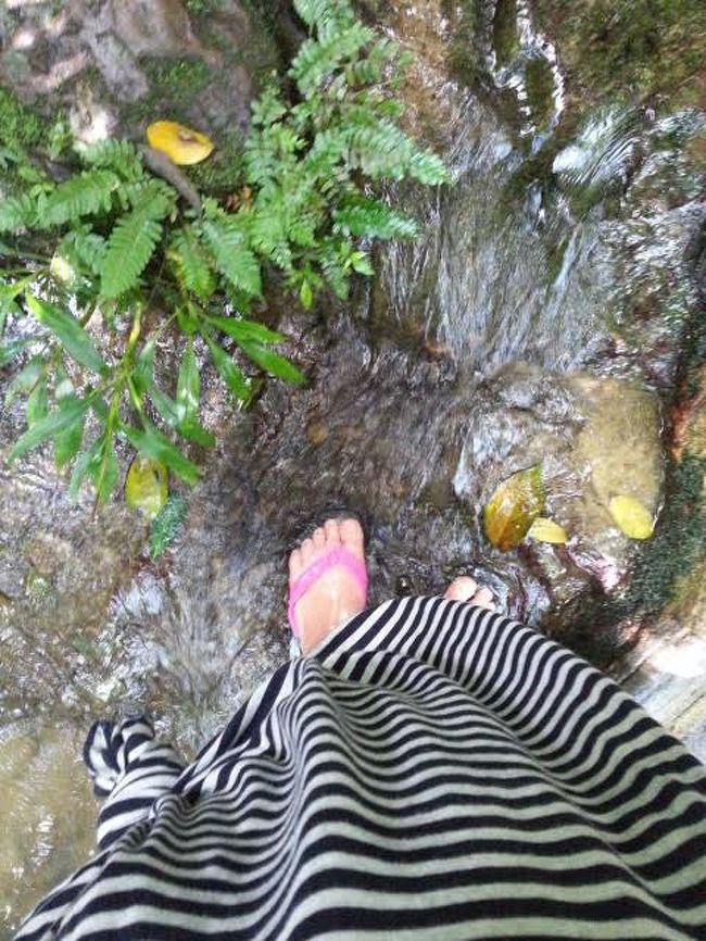 マキシに島サンダルで２時間、トレッキング