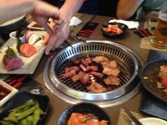 食べ放題メニューには刺身などもあります