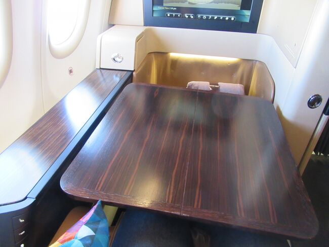 エティハド航空 A340-600 ファーストクラス搭乗記・カイロ