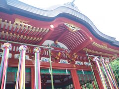 鎌倉駅から歩いて鶴岡八幡宮へ。
すでに、歩き疲れていたので、あまり長居はしませんでした。