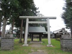 高島公園内に神社