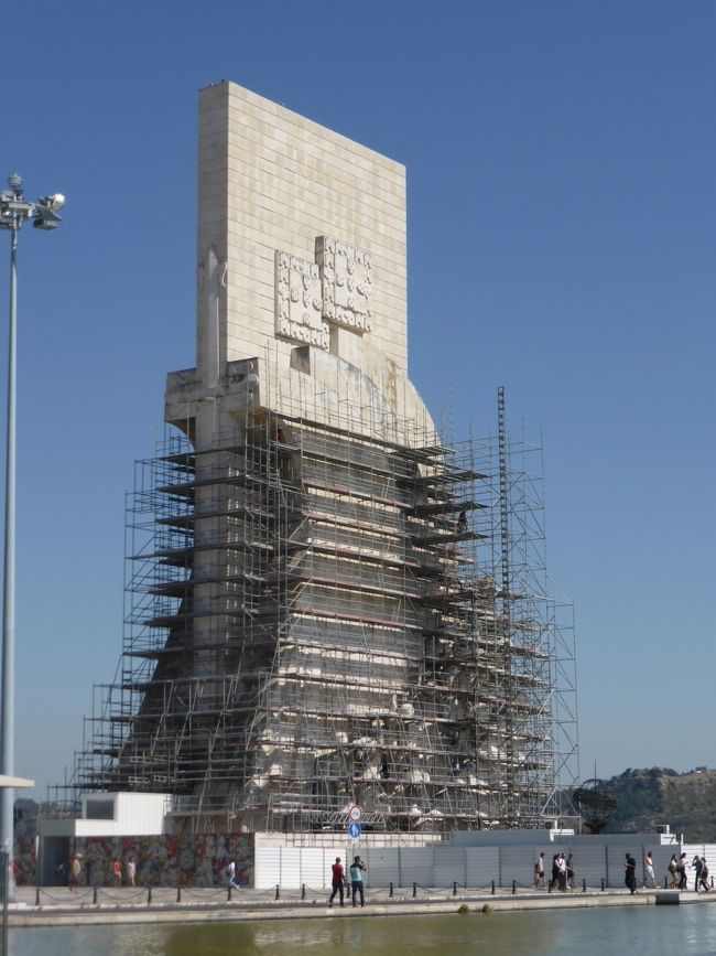 続いて発見のモニュメントへ。<br />見えてるので、すぐかと思いきや、結構歩きます。<br />この時期は工事中でした。残念。