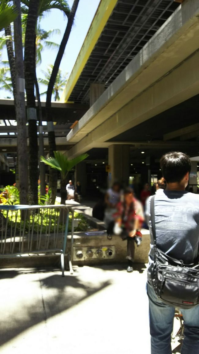 早速 コンドミニアムに向かいます。