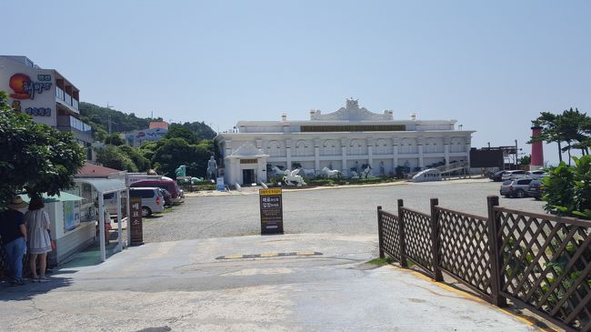 入口がリノベーションしてありました。