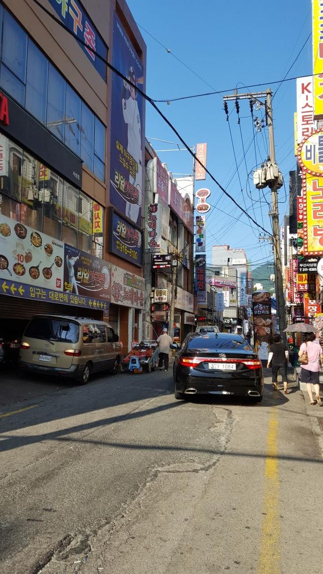 さっきお昼食べたような気がしますが、バスターミナルのある沙上で食べたいものがあったので向かいます。<br />バスターミナルからロッテアウトレット側に進み道路を渡ったところの道。