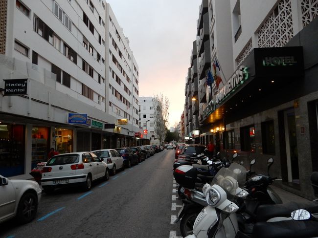 20時半過ぎ、イビサタウンに戻りました。