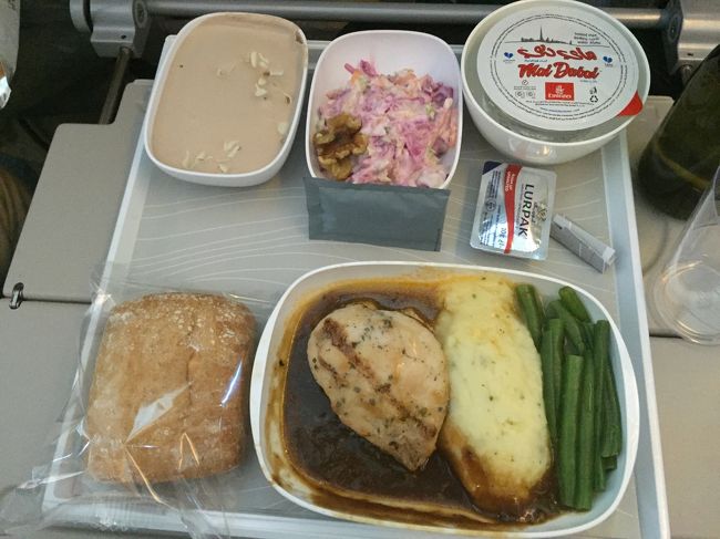 機内食　チキン