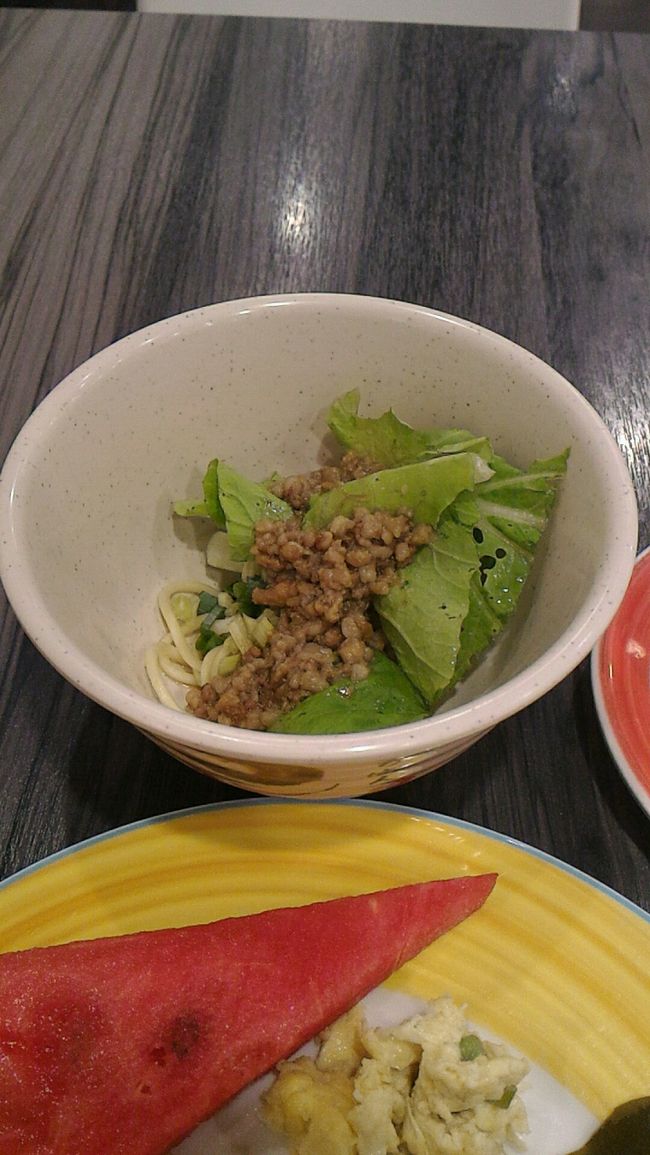 担仔麺も作れます。<br />麺は細麺とうどんがあり。<br />ちょびっとだけ作ってみました。<br /><br />ほ〜担仔麺ってこんな味なのか。<br />ただで試せてお得でした。