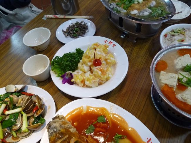 小師父豆腐美食店内の様子<br /><br />蝦料理