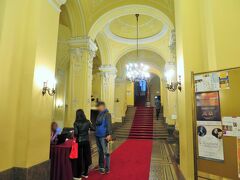 ドゥナ・パロタはネオ・バロック様式の建物で音楽ホールとして使われています。