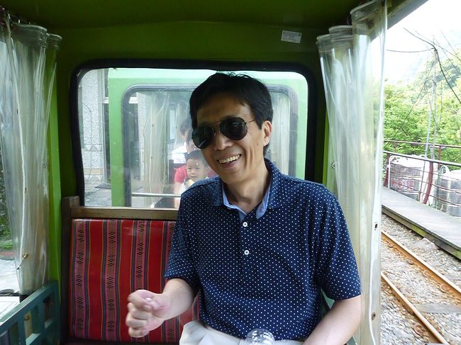 烏来観光トロッコにて<br /><br />圭さん