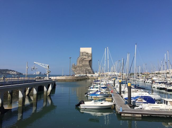 工事中の発見のモニュメント。　残念な時期ではあったけど　みれてよかった