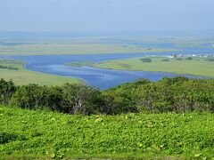 霧多布湿原の美しい光景。