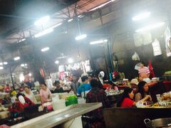 ［オールド・マーケット］

ローカルな雰囲気・・①