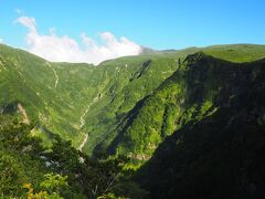 鉾立展望台からの見た奈曽渓谷。 