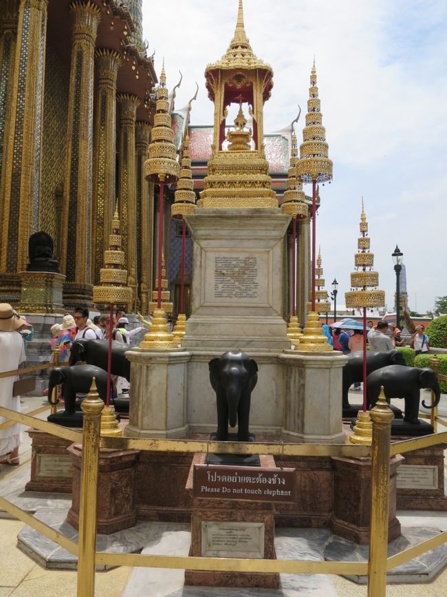 取り合えず撮ってみた<br />暑いし混んでるし訳がわからない