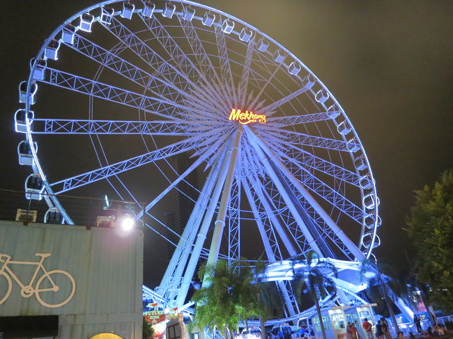 さまよいさまよい、どこをどう歩けばいいのか・・・<br />欲しいものないしな〜<br />ハーブ研究所ノマンゴスチン石鹸を売ってると思ったら50バーツ！30バーツじゃないの？値上がりしたの？