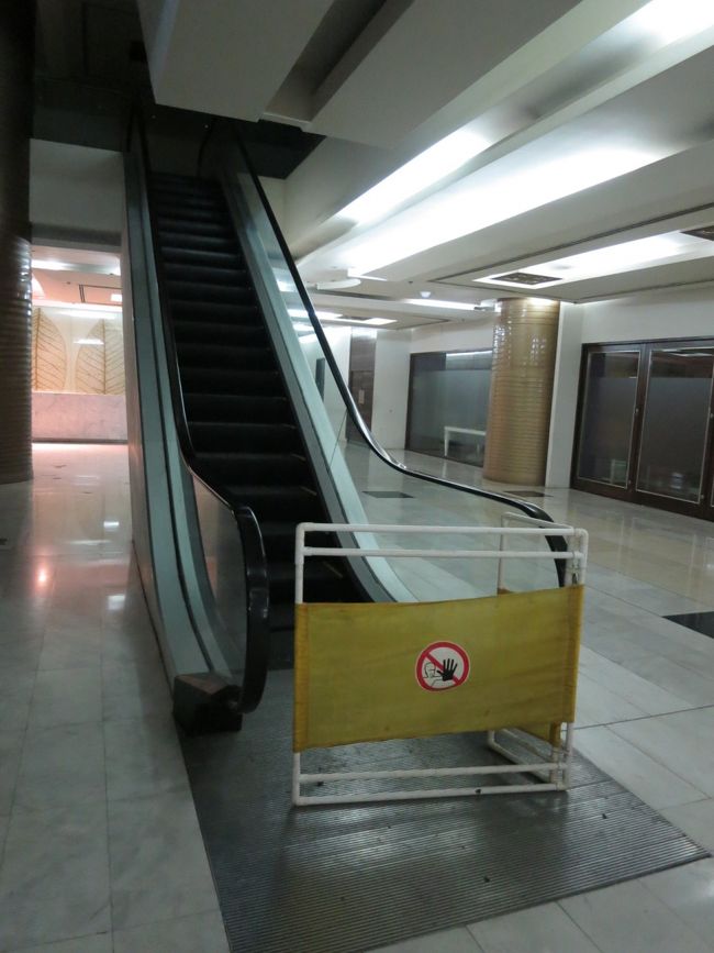 エスカレーター動いてないし（汗）