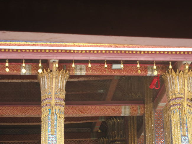 ここにも風鈴が有りました<br />が、気づくのが遅れるほどの混雑で、なんかだかなぁ