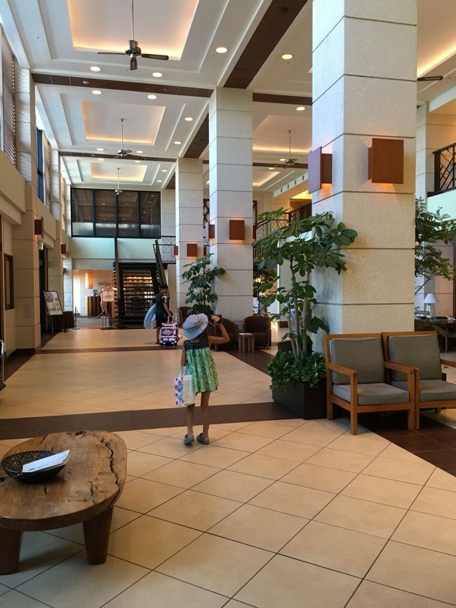 フロントはこんな感じで落ち着いてます。