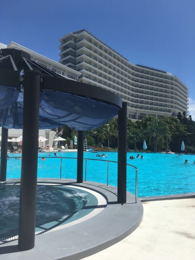 本島の中でも規模の大きなまだまだ新しいホテルです。