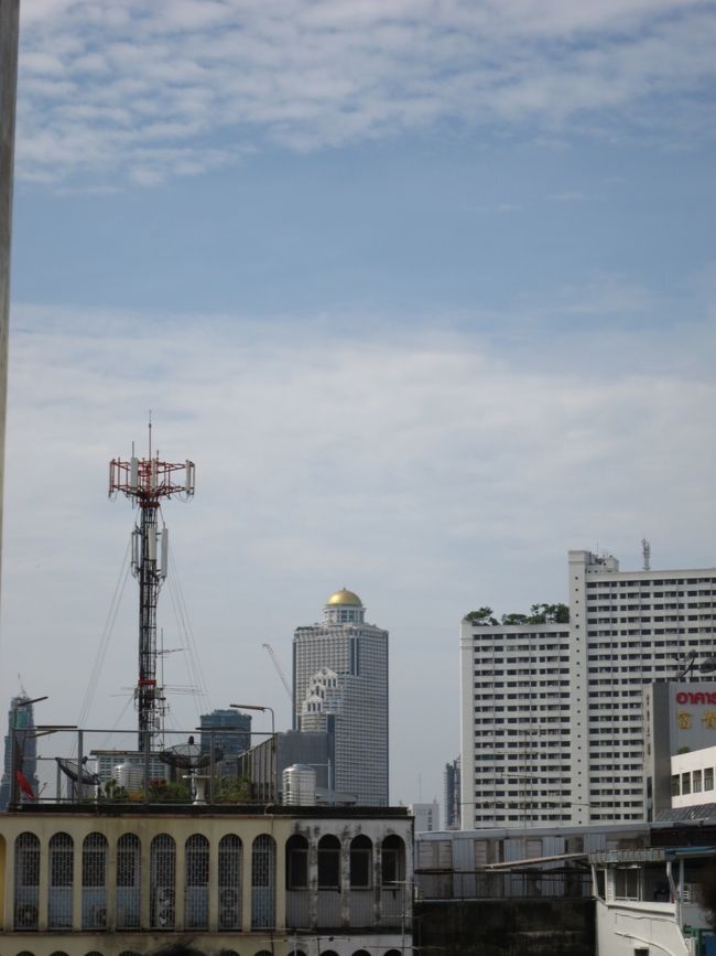 どこからでもルブアのドームが見えます<br />なのに、なんで昨夜は迷子になったんだ私は