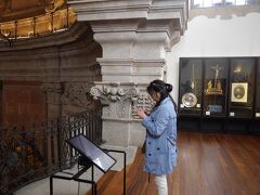 続いて、教会を二階部分から見学。