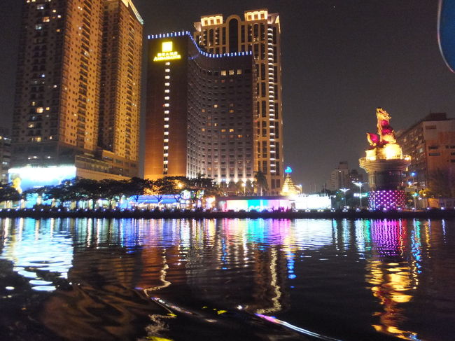 愛之船<br /><br />船内から見る景色、アンバサダーホテル