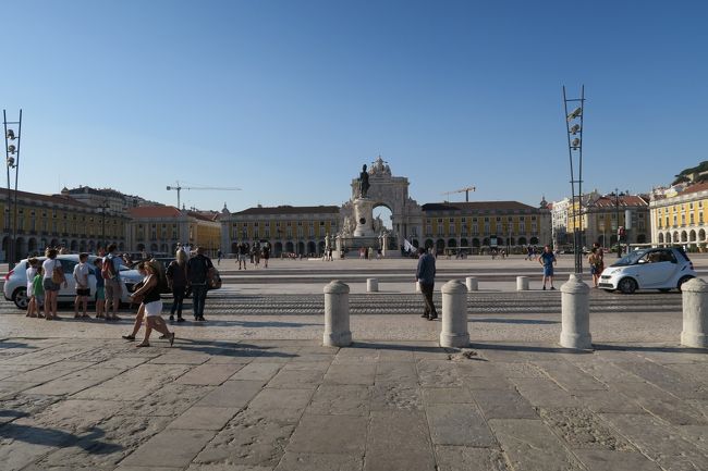 コルメシオ広場。<br />よく歩いたな〜。<br />今日はこれでホテルに戻ります。