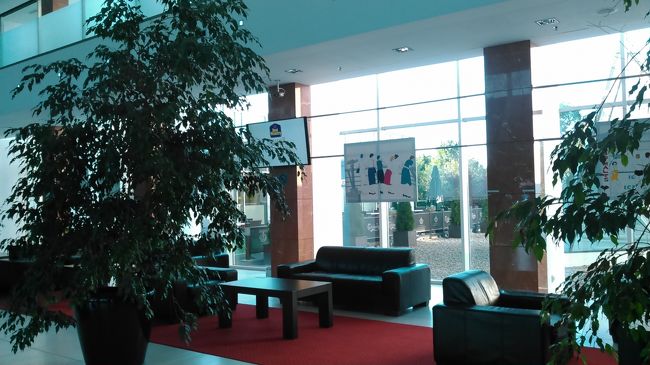 ホテルロビー<br />広いです