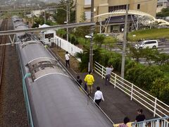 15:42 485系「ニューなのはな」ラストラン「快速リゾートあわトレイン」は和田浦駅に到着
和田浦には捕鯨基地の一つがあり、駅前には立派な鯨さんがお出迎えしてくれていましたねｗ