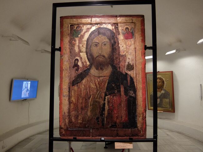 黒海に面したネセバルという町にある聖ステファン教会の11～12世紀のイコン。<br /><br />たぶん見た中で一番古いものだったと思います。