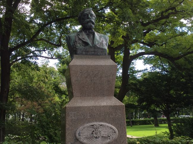 胸像のクラーク博士発見。