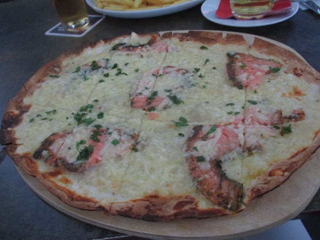 Fischmarktという魚のピザ