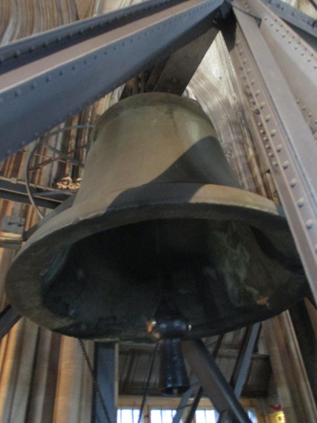 階段をひたすら上りました