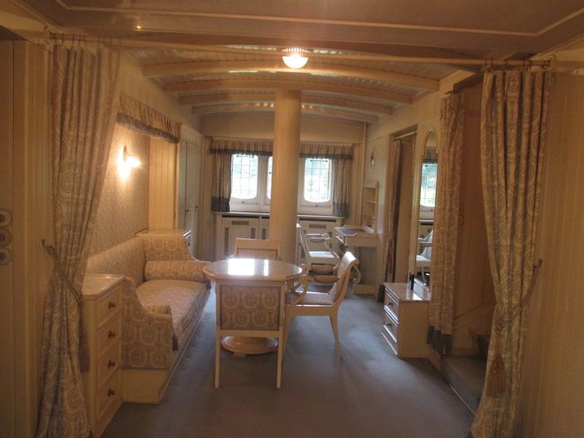 Schloss Cecilienhof<br /><br />ホーエンツォレルン家の最後の皇太子ヴィルヘルムが家族と住んでいた