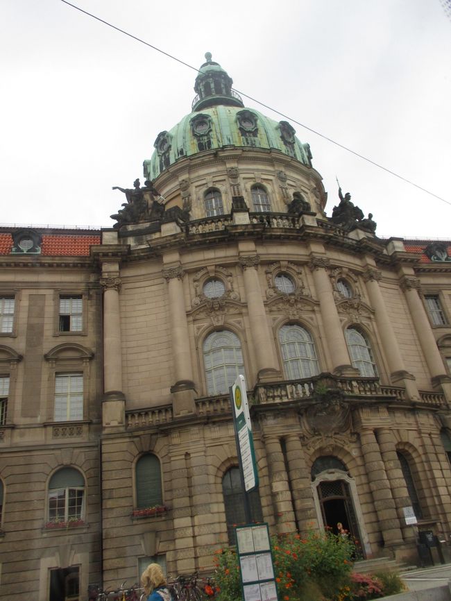 ベルリンに戻り<br /><br />Schloss Charlottenburg