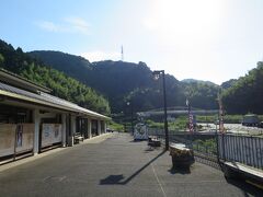 宇津の谷峠　道の駅（15:18）

ここで水分補給のため少し休みます。