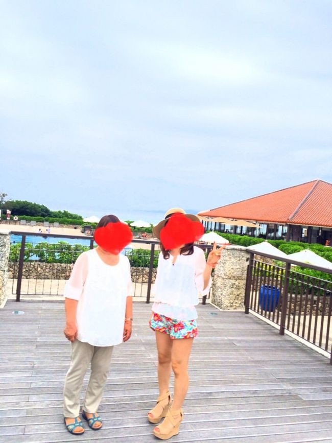 去年に続き、今年もクラブメッド。<br /><br />子供が居てると Hotelから出なくていいのは、すごく楽ですね〜<br /><br /><br />そんな話をしていたら 母まで付いてきました  笑