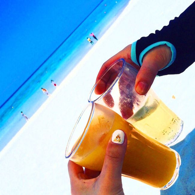 <br />ラウンジから、ビーチへ飲み物も<br /><br />持って行けます。<br /><br />これも嬉しい！ 一杯 頂きます  笑