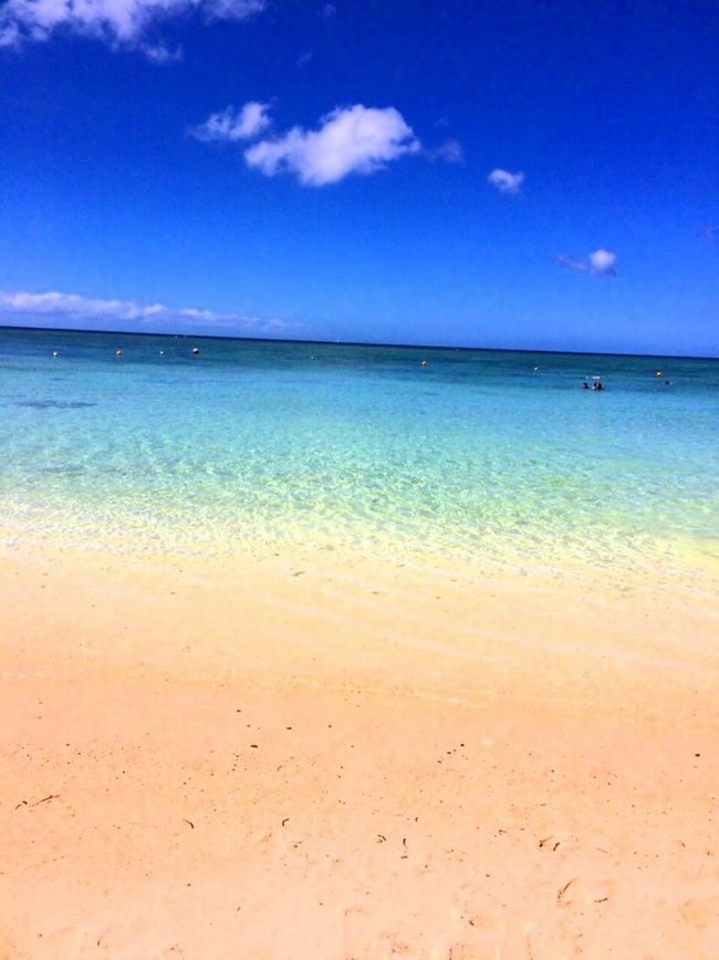 <br />2日目もいい天気で 海がキレー！<br /><br />透明で キラキラしてます。