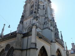 大聖堂
尖塔はスイス一の高さ