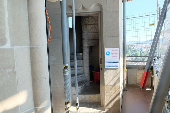 まだ上に上がれます。