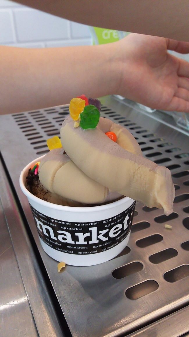 彼女なりに 何かイメージして作っている<br />らしい…。