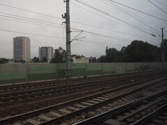 ウィーンからフランクフルトへ街々を紡いでいきます。
朝、8：50にウィーン中央駅を出発します。
残念ながらどんよりとした曇り空･･･。