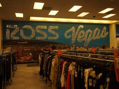 アメリカの街中にあるアウトレット店のROSSもラスベガス仕様。