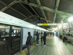 堂山駅（&#45817;&#49328;）にて２号線に乗り換えます。