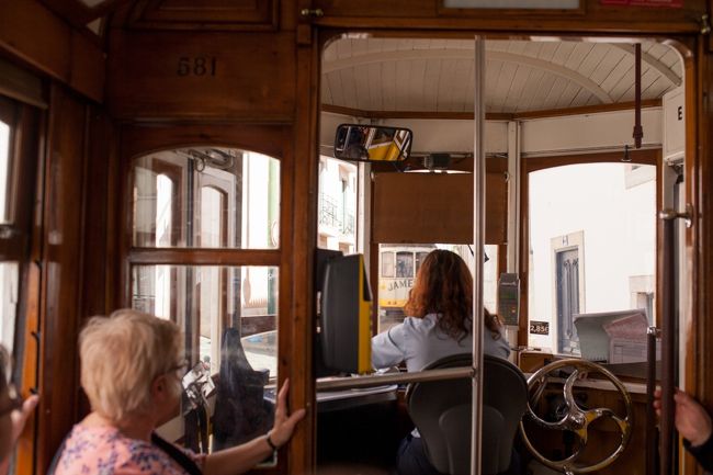 レトロな車内もたまりません。