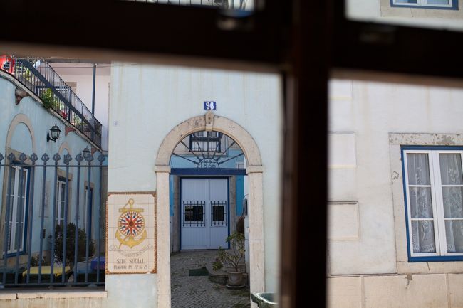 車窓からの街並みもワクワクします。