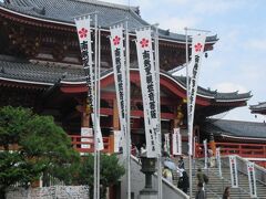 再び神宮西駅に戻り、上前津で鶴舞線に乗り換えて、大須観音駅で降ります。
大須観音にやってきました。